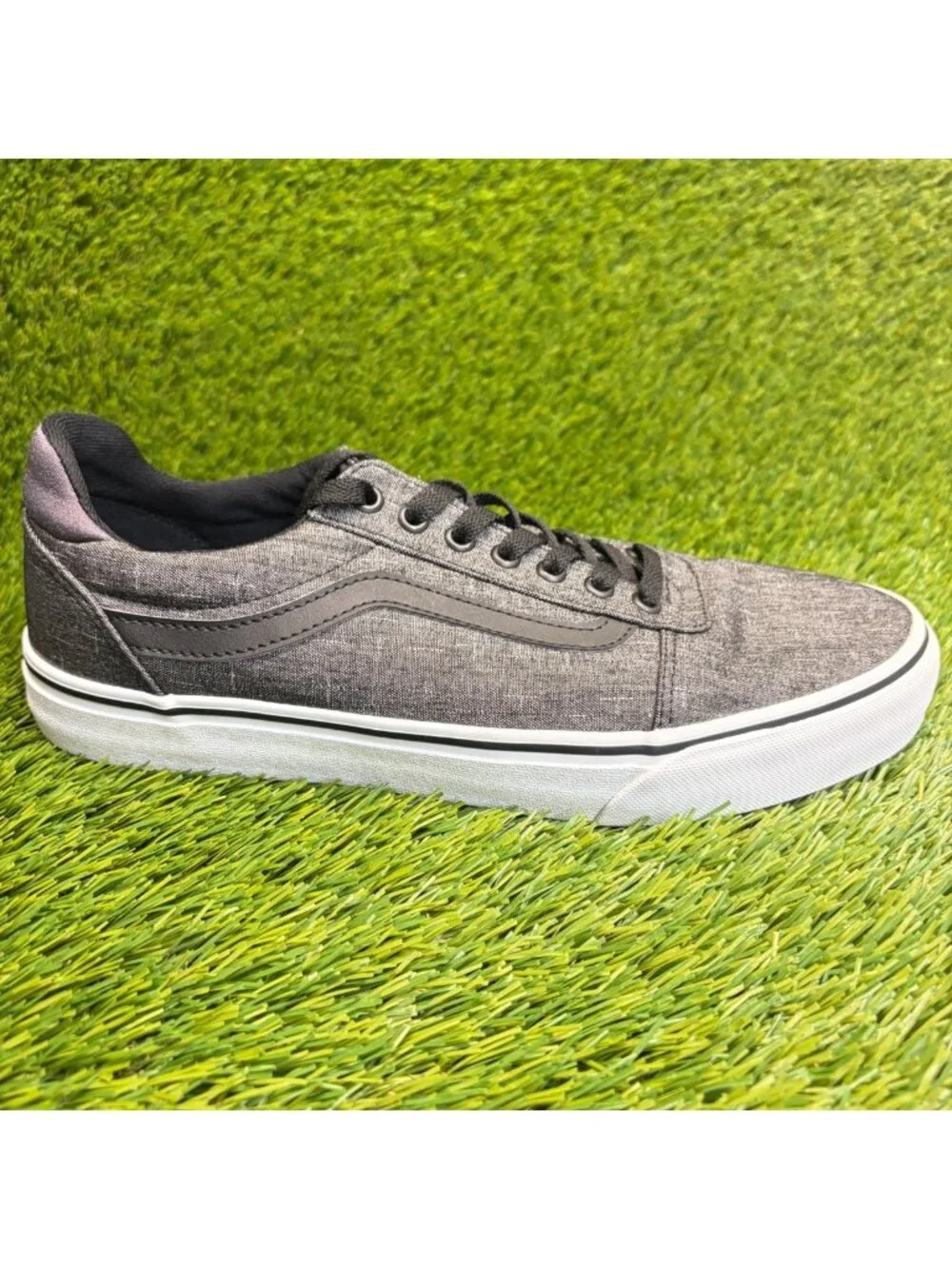 Vans Ward Low Mens Size 10 Dark Gray Black White Athletic Skate Shoes Sneakers